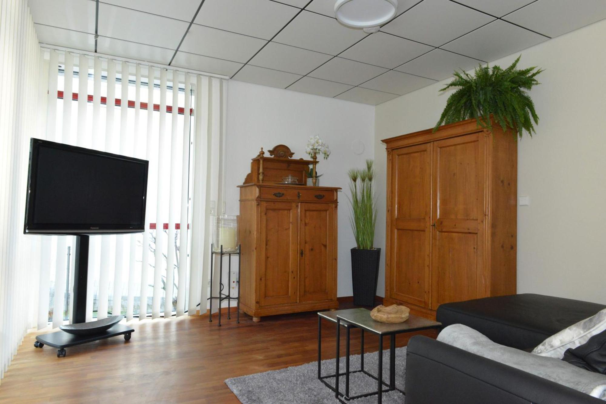 Rack Apartment *